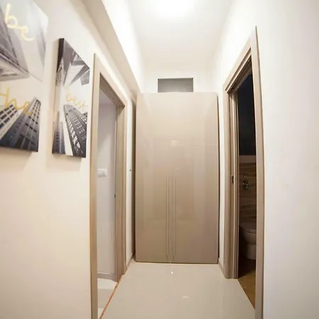 Guest house Imhome - Cadorna House Milan