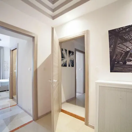 Guest house Imhome - Cadorna House Milan